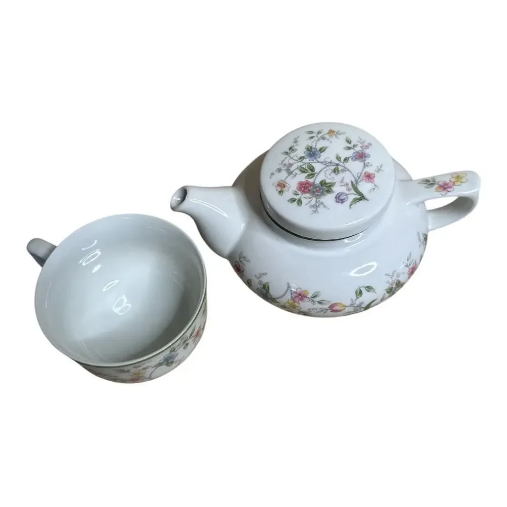 Vintage Andrea by Sadek 3-Piece Floral Teapot & Cup Set - Picture 3 of 6